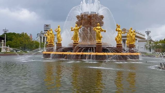 Москва.ВДНХ смотреть онлайн