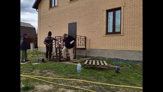 Крыльцо из металла для технического выхода смотреть онлайн