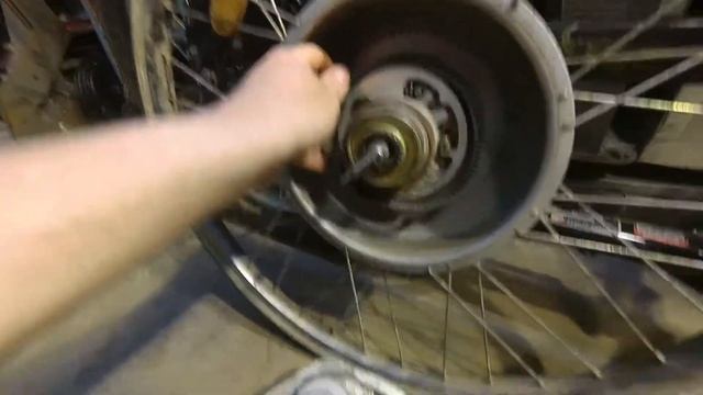 (30 июн. 2017) Электровелосипед SANYO, поломали на 20м году эксплуатации смотреть онлайн