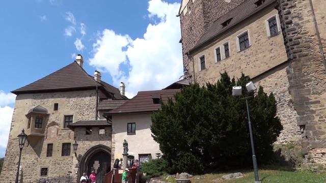 Hrad (Castle)Loket 1080p CZ смотреть онлайн