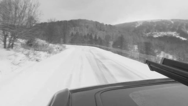 Subaru Forester S turbo one shoot snow drift - hill climbing смотреть онлайн