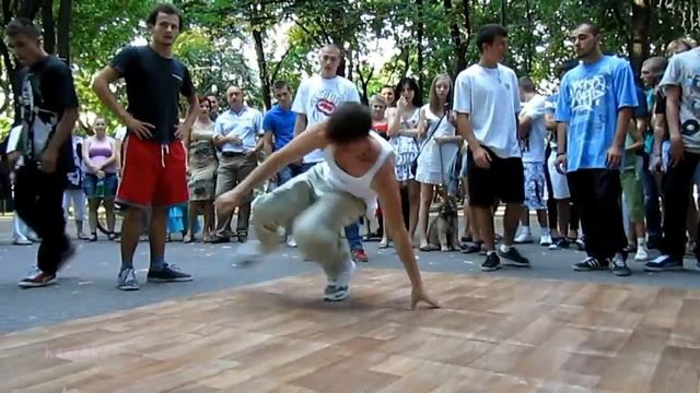 JAM Break Dance Chisinau 2011 смотреть онлайн