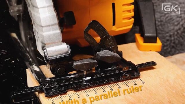 Serra Circular 6 1/2 À Bateria 20v - Ingco (CSLI1651) смотреть онлайн