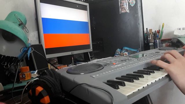 Гимн России на пианино смотреть онлайн
