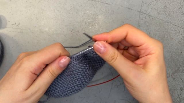 Узелковый край и вязание двойной петли (немецкий способ) смотреть онлайн