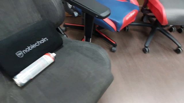 Noblechairs HERO TX Fabric / Рекомендации по настройкам и уходу / Распаковка 30.10.2022 смотреть онлайн