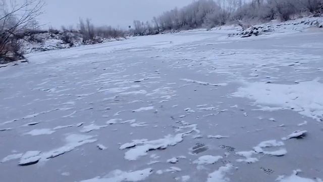 шуруповерт DeWolt DCD996P2.Тестирование на льду с барнаульским ледобуром левого вращения