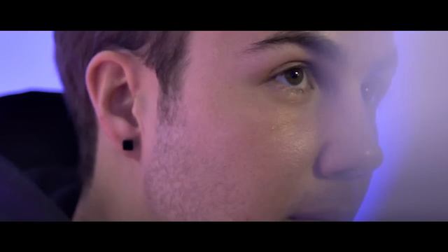 Interview with Mario Götze with English subtitles смотреть онлайн