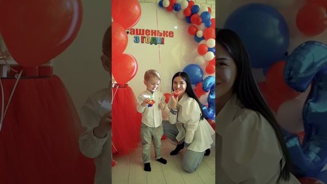 Киндер Пати Луганск . Детская игровая Super Detky смотреть онлайн