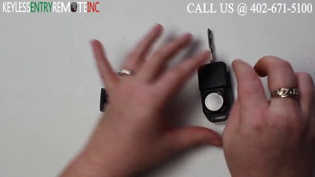 How To Replace A 1995 - 1999 Mercedes S320 Benz Flip Open Switch Blade Key Fob Battery FCC ID KR 55 смотреть онлайн