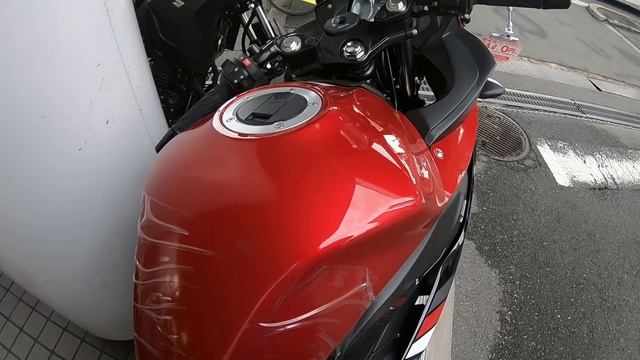 SUZUKI GSX250R смотреть онлайн