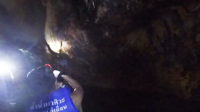 В Тайскую преисподню по Тайскому Стиксу смотреть онлайн