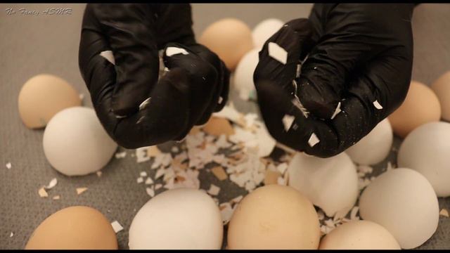 ASMR Rubbing and Crushing Eggshells (NO TALKING) смотреть онлайн