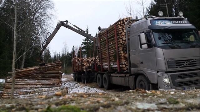 Volvo FH 540 with KESLA 2009LT - time-lapse in Estonia смотреть онлайн