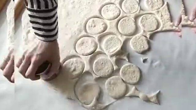 Пышные баурсаки.Ең оңай рецепт. Казакша рецепт. Хит болған бауырсақ. смотреть онлайн