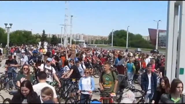 Велопарад 2019. Минск. Начало. смотреть онлайн