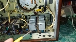 Магнитофон Юпитер 203 стерео. Замена блока питания от 203-1. Особенности схем.