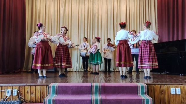 Класс хореографии государственного учреждения образования "Хойникская ДШИ" смотреть онлайн