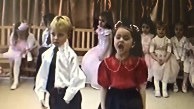 Стихотворение на 8 марта смотреть онлайн