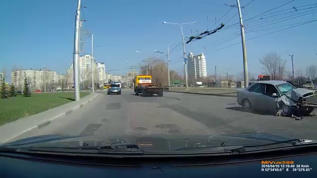 Эвакуаторщик потерял груз смотреть онлайн