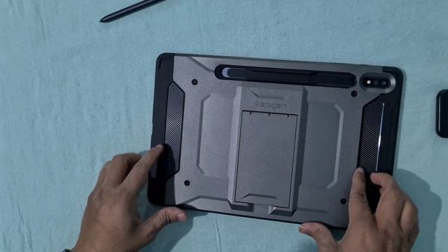 Should you put on a case on your tablet? Spigen Tough Armour Pro cover | Samsung Galaxy Tab S7+ смотреть онлайн