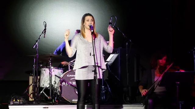Natalie Weiss - "Stay" @ Broadway Sings Sara Bareilles смотреть онлайн