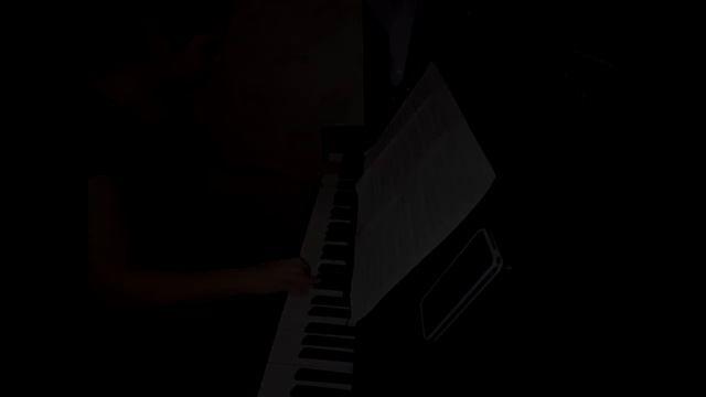 ДЕВУШКА КРАСИВО ИГРАЕТ