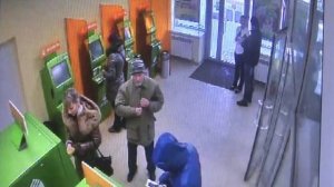 Кировчанин взял забытые деньги в банкомате