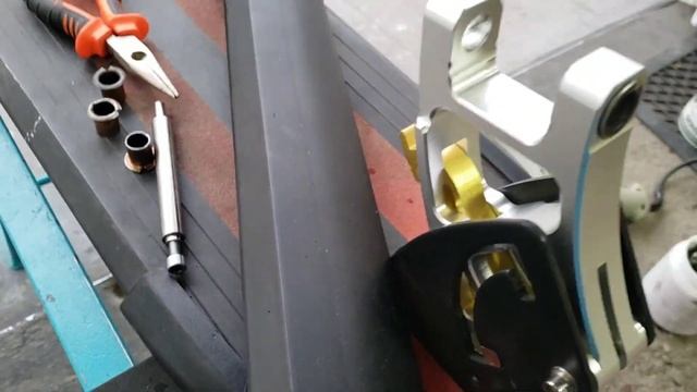 Устранение люфта ,во втулках рулевой электро самоката смотреть онлайн