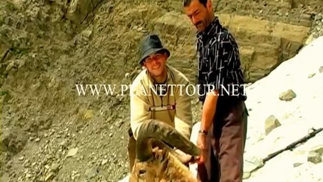 Охота в Азербайджане горах на козла Hunting in the mountains of Azerbaijan on a goat смотреть онлайн