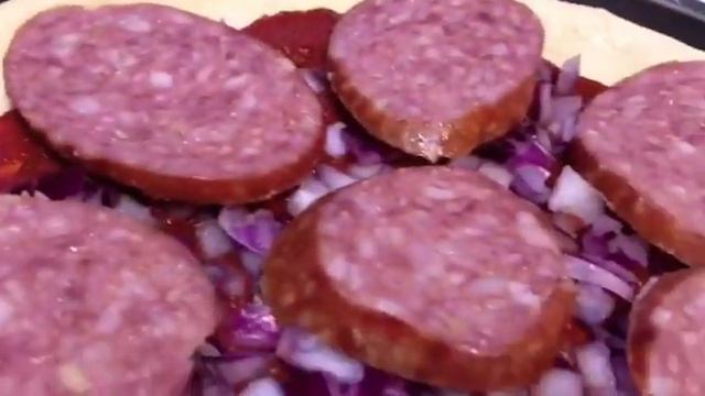 PizzaAM БЫСТРАЯ И ВКУСНАЯ ПИЦЦА В ДОМАШНИХ УСЛОВИЯХ ТОПЧИК смотреть онлайн