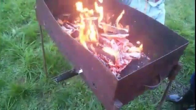 Расскалённый нож против яйца, магнита, мела, гороха и банана. смотреть онлайн