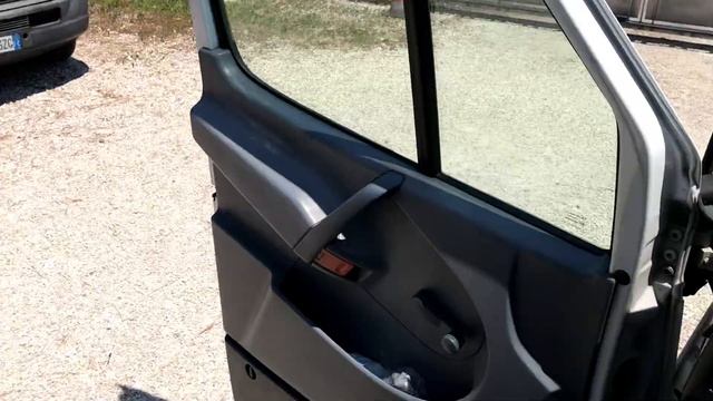 Minibus usato per trasporto disabili Sprinter Mercedes Benz 312 смотреть онлайн
