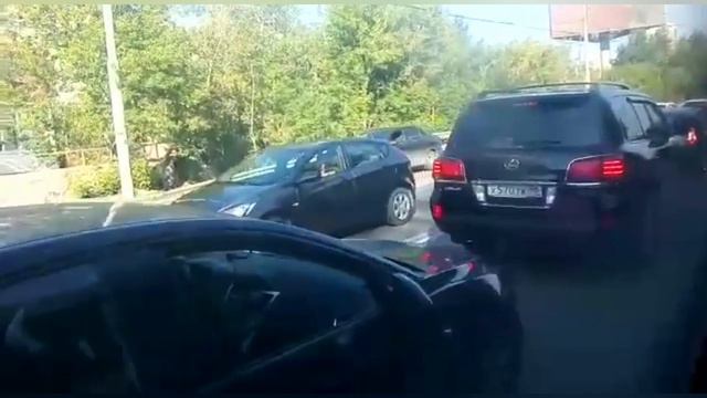 Mercedes Benz O405 // О 119 ЕК 196 // 37 МАРШРУТ // Елизавет - ТЦ-МЕГА // смотреть онлайн