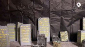 Godzilla vs Bagan ( Stop motion battle)