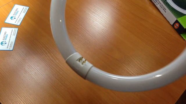 OSRAM L 32/840 G10q, обзор кольцевой люминесцентной лампы смотреть онлайн