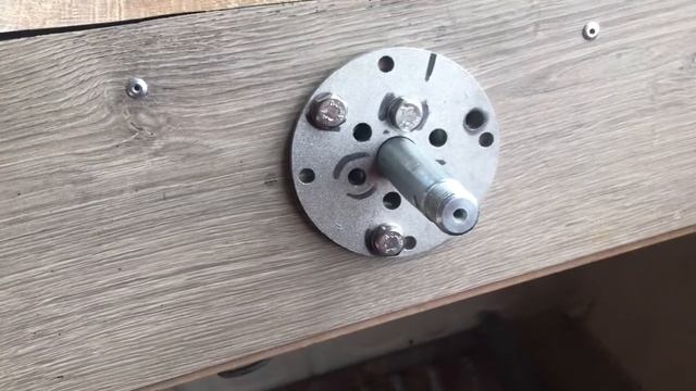 Установка редуктора G10 на лодку часть 2 смотреть онлайн