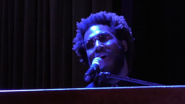 Cory Henry "Is this Love" Ron Grant & Friends Open Mic MISTHarlem Sunday Nights @9:00P.M. 05/13/201 смотреть онлайн