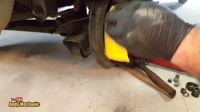 Rear drum brake imbalance - WoF Fail & fix #1334 смотреть онлайн