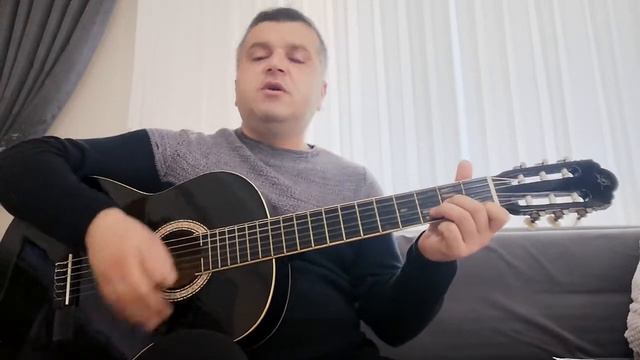 Değmen benim gamlı yaslı gönlüme akorlar E Am Dm ritim 4/4 lük hızlı ritim 🎸🎸 смотреть онлайн