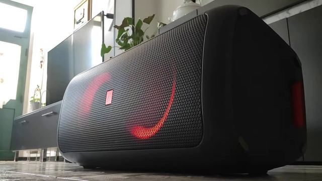 JBL partybox 300 Bass test (sound test)?? смотреть онлайн