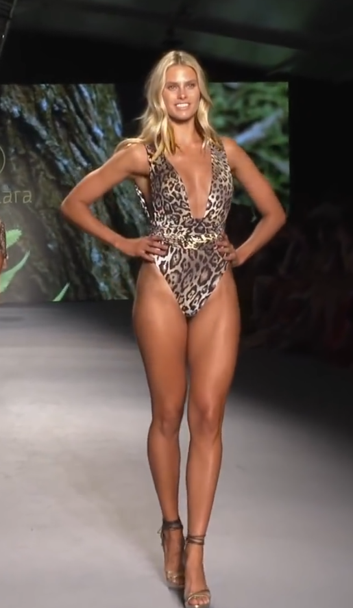 Женские модели купальников бренда Aguaclara - Miami Swim 2019 смотреть онлайн