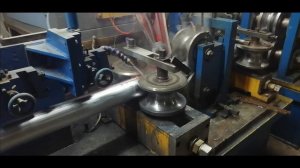 Производства профиля трубы оцинкованные. Galvanized pipe profile production.