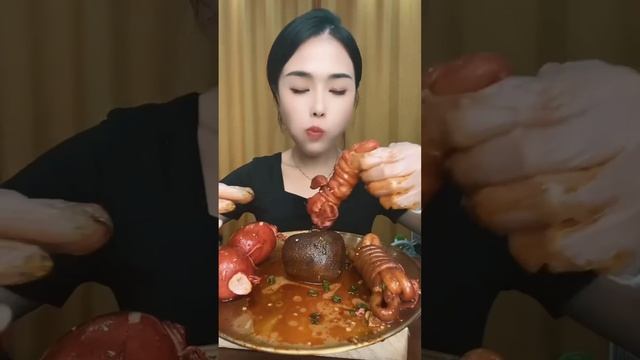 Китайцы едят на камеру!!! ???