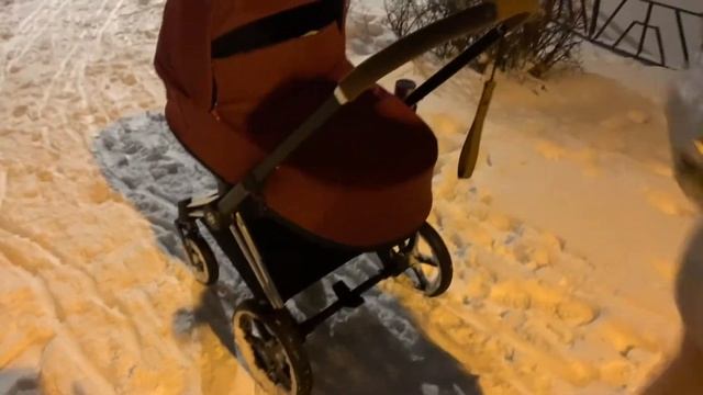 Коляска Cybex Priam III зимой | обзор смотреть онлайн