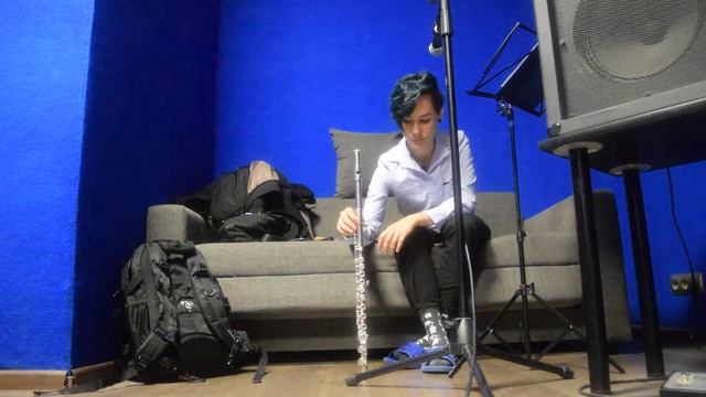 На берегу безымянной реки(кавер, репетиция) смотреть онлайн