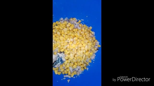 Салат с тунцом и кукурузой.?? смотреть онлайн