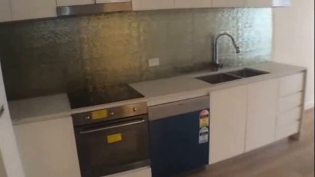 Rental Properties in South Yarra 2BR/1BA by South Yarra Property Management смотреть онлайн