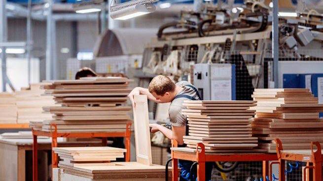 Видео о компании Mebel Refined