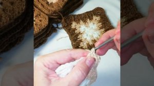 Вяжем плед. Бабушкин квадрат градиентом.